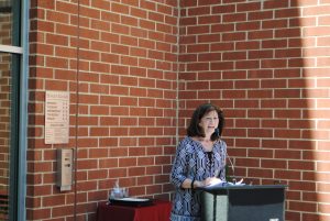 Kathleen Koch speaking to crowd